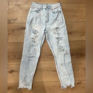 AE Stretch Mom Jean